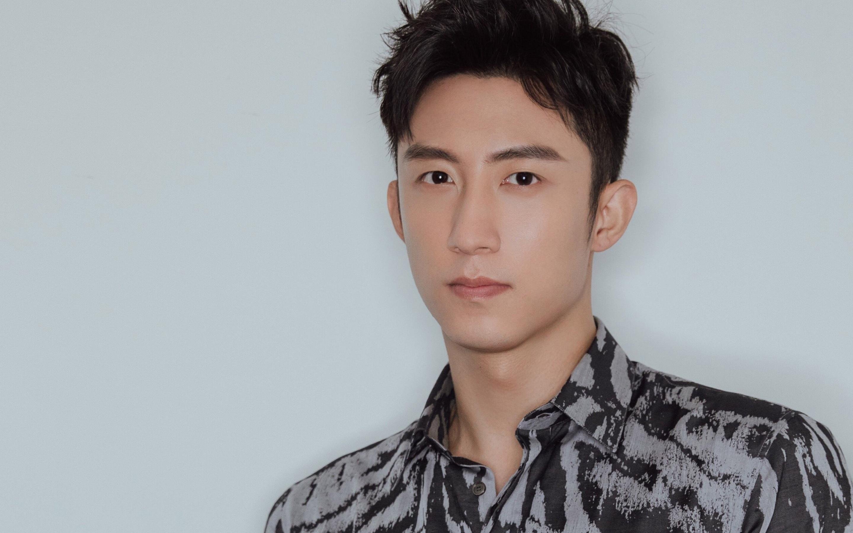 “马科斯·莫奇的灵活防守与精湛技艺,帮助美洲狮队在世界赛场脱颖而出”